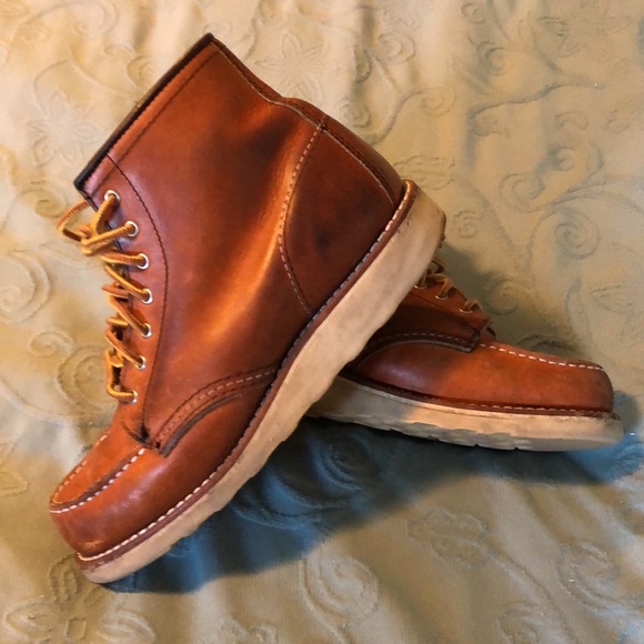 Redwings Classic Moc Toe Work Boot - Picture 3 of 15